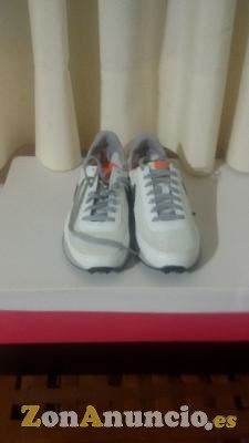 Zapatilla Nike